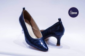 خذاء رسمي كحلي