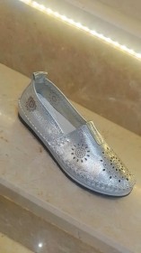 حذاء طبي مريح