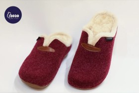 منطفلة نساءية لون خمري