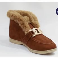 جزمة عسلي من الداخل فرو