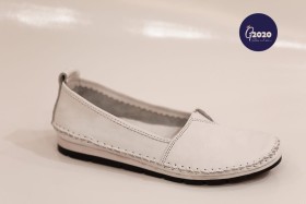 حذاء طبي مريح