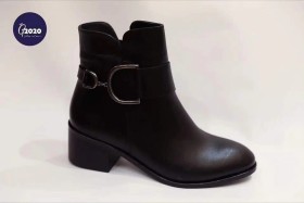 جزمة جلد اسود