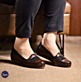 حذاء طبي بني