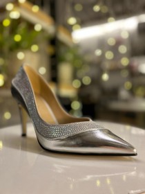 حذاء فضي ستراس امامي