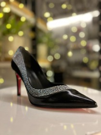 حذاء اسود ستراس امامي